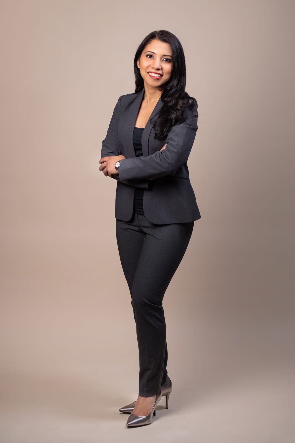 Cristina Corea, Broker